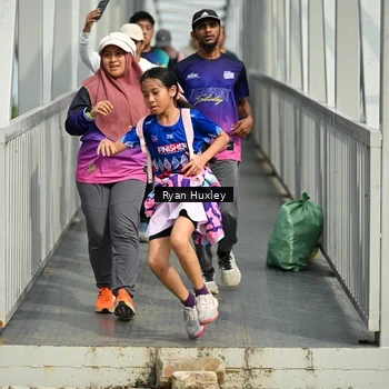 Runner Photo 8134793