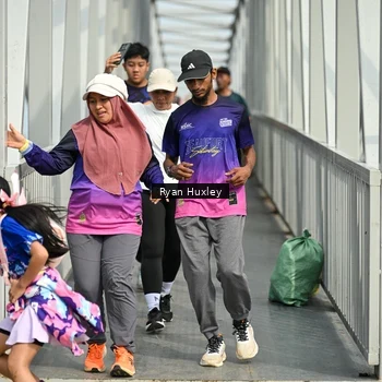 Runner Photo 8134794