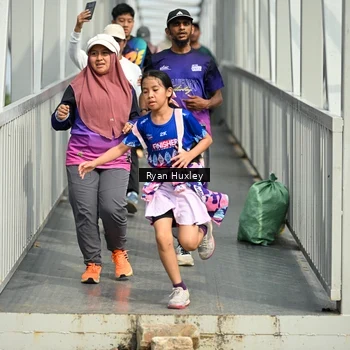 Runner Photo 8134799