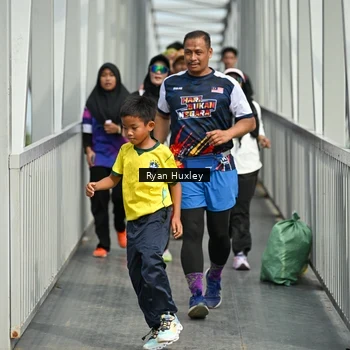 Runner Photo 8134849