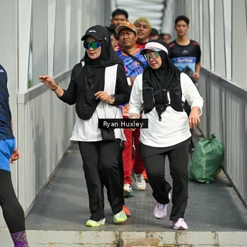Runner Photo 8134854