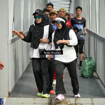 Runner Photo 8134858