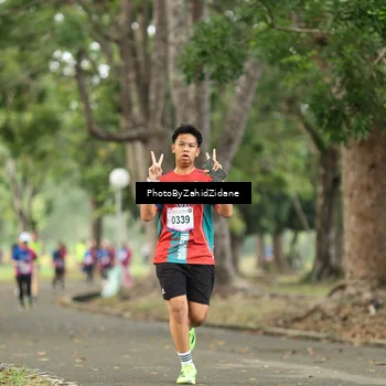 Runner Photo 8134999
