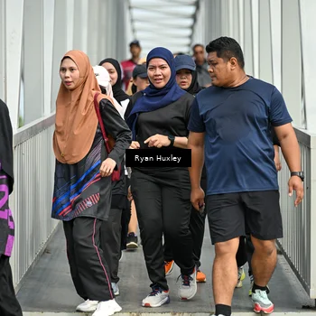 Runner Photo 8135055