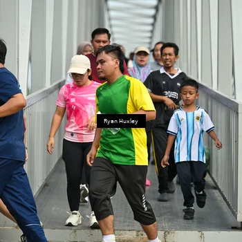 Runner Photo 8135181