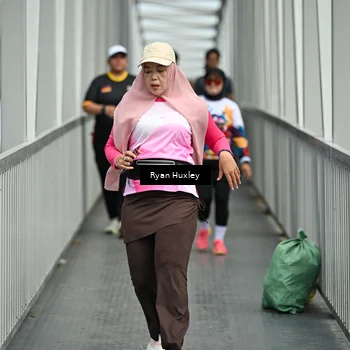 Runner Photo 8135335