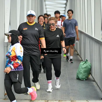 Runner Photo 8135356