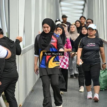 Runner Photo 8135663