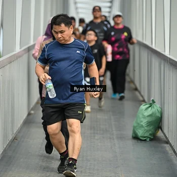 Runner Photo 8135854