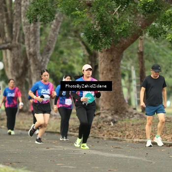 Runner Photo 8135855