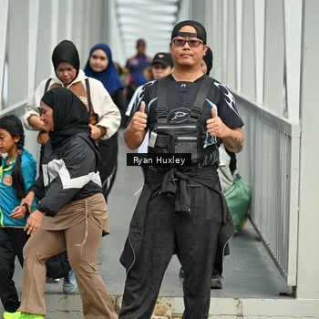 Runner Photo 8135873