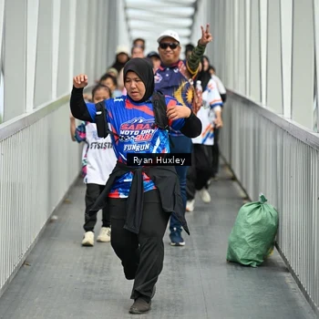 Runner Photo 8135889