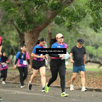Runner Photo 8135915