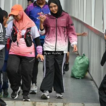 Runner Photo 8135943