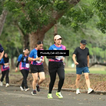 Runner Photo 8135971