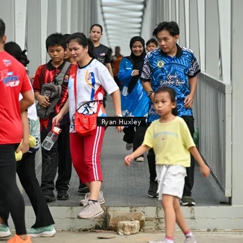 Runner Photo 8135992