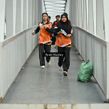 Runner Photo 8136020