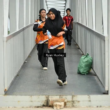 Runner Photo 8136021