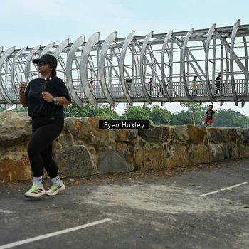 Runner Photo 8136132