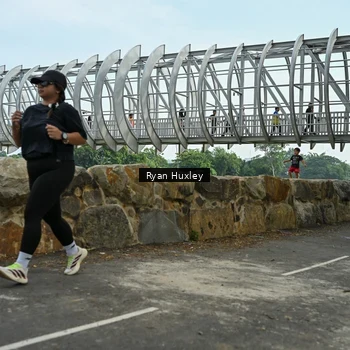 Runner Photo 8136137