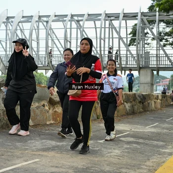 Runner Photo 8136172