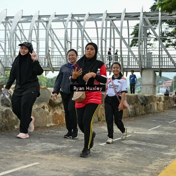 Runner Photo 8136173