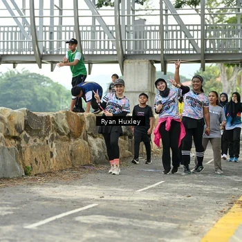 Runner Photo 8136211