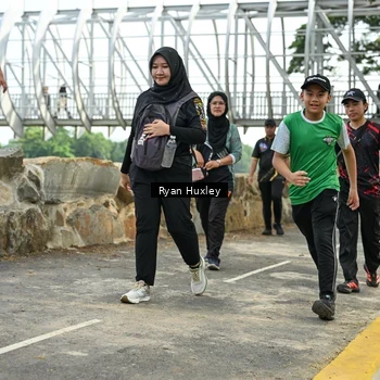 Runner Photo 8136220