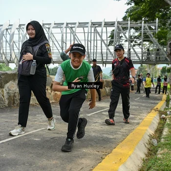 Runner Photo 8136225