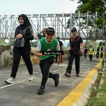 Runner Photo 8136230