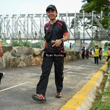 Runner Photo 8136238