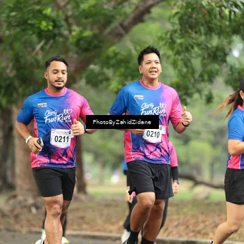 Runner Photo 8136245