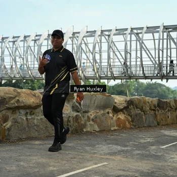 Runner Photo 8136253