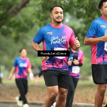 Runner Photo 8136293