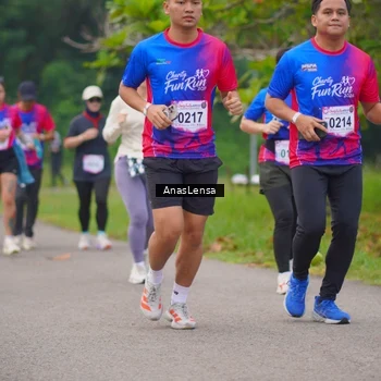 Runner Photo 8136324