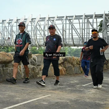 Runner Photo 8136330