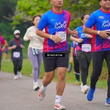 Runner Photo 8136356