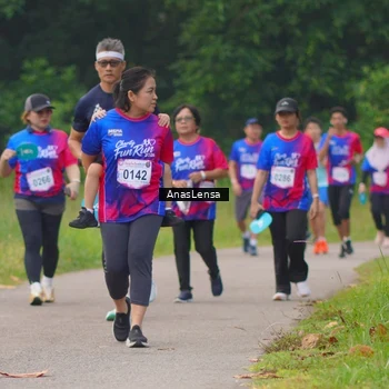 Runner Photo 8136534