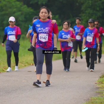 Runner Photo 8136565