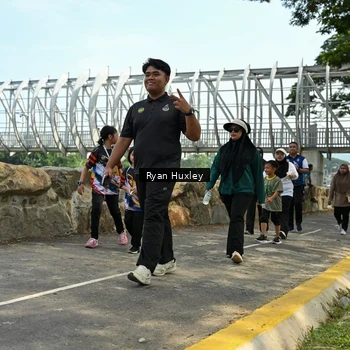 Runner Photo 8136582
