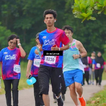 Runner Photo 8136631