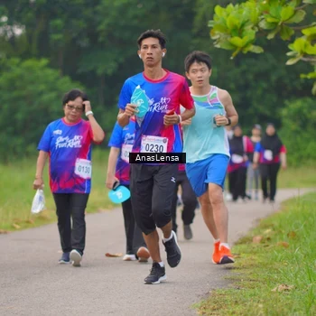 Runner Photo 8136634