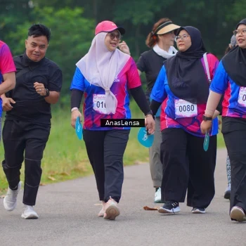 Runner Photo 8136778