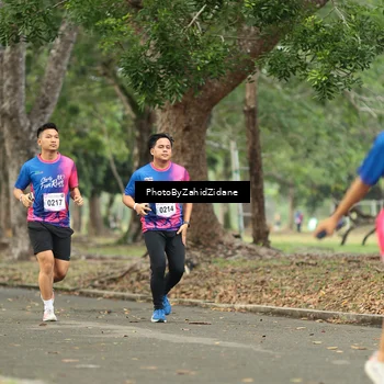 Runner Photo 8136784