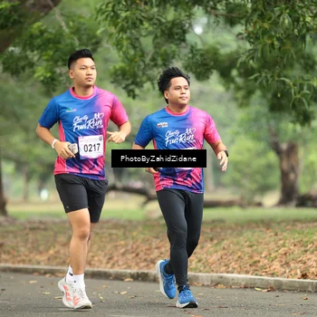 Runner Photo 8136790