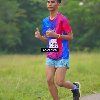 Runner Photo 8136824
