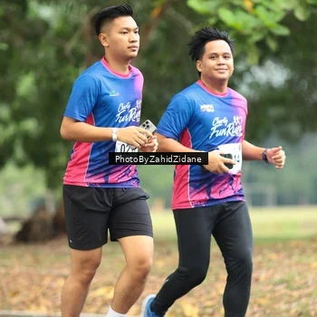 Runner Photo 8136828