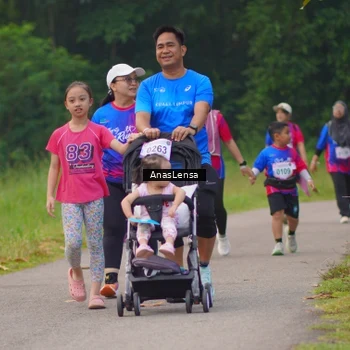 Runner Photo 8136835