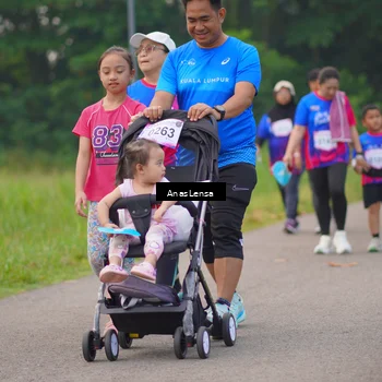 Runner Photo 8136861