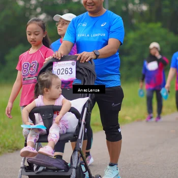 Runner Photo 8136874